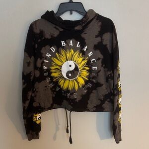 Single scoop Black and Yellow Yin Yang Sunflower cropped Hoodie size large